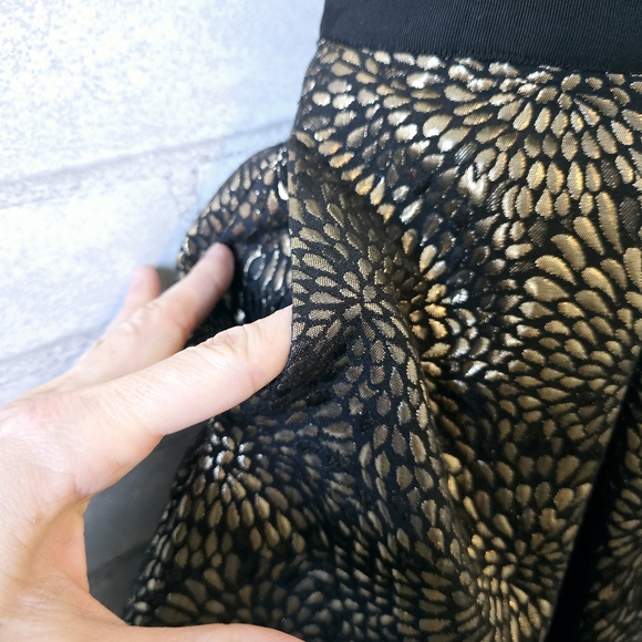 Draper James Kara Collection Gold Jacquard Dress - Picture 7 of 12